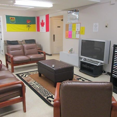Hostelling International Regina Exterior photo