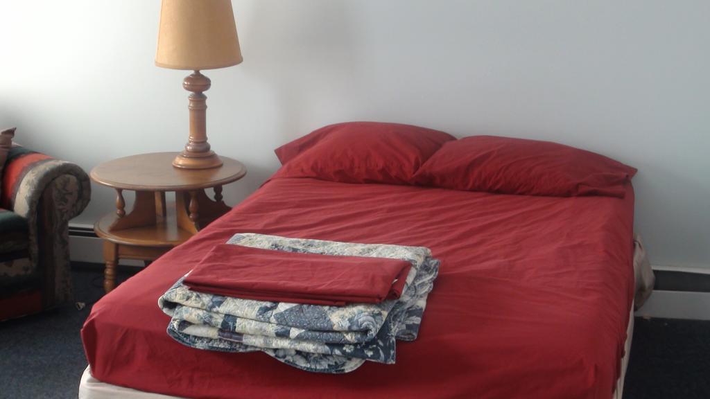 Hostelling International Regina Room photo
