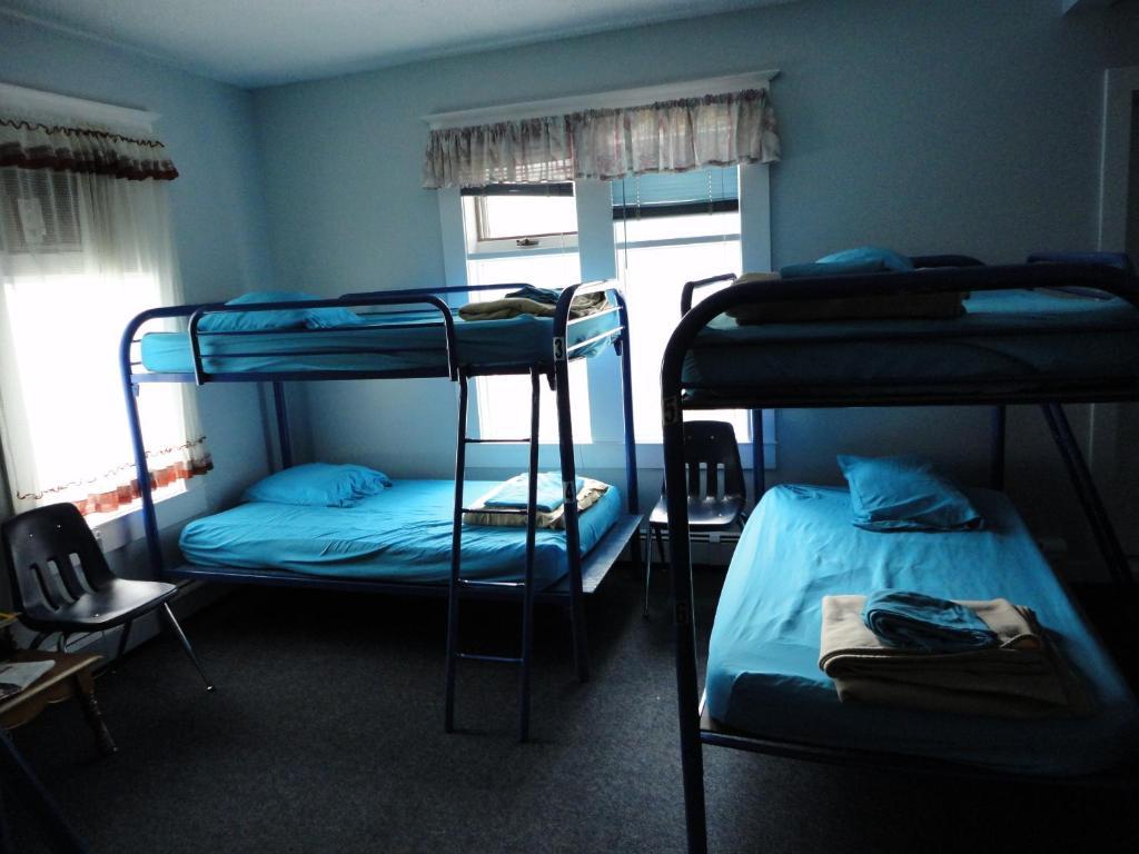 Hostelling International Regina Room photo