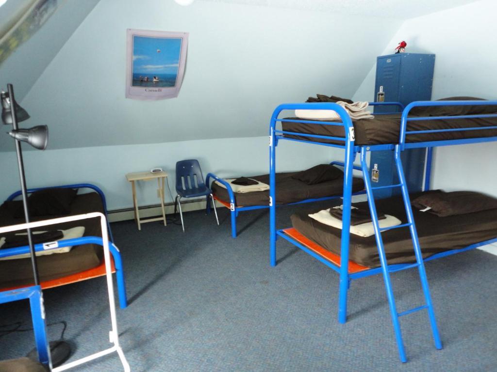 Hostelling International Regina Room photo