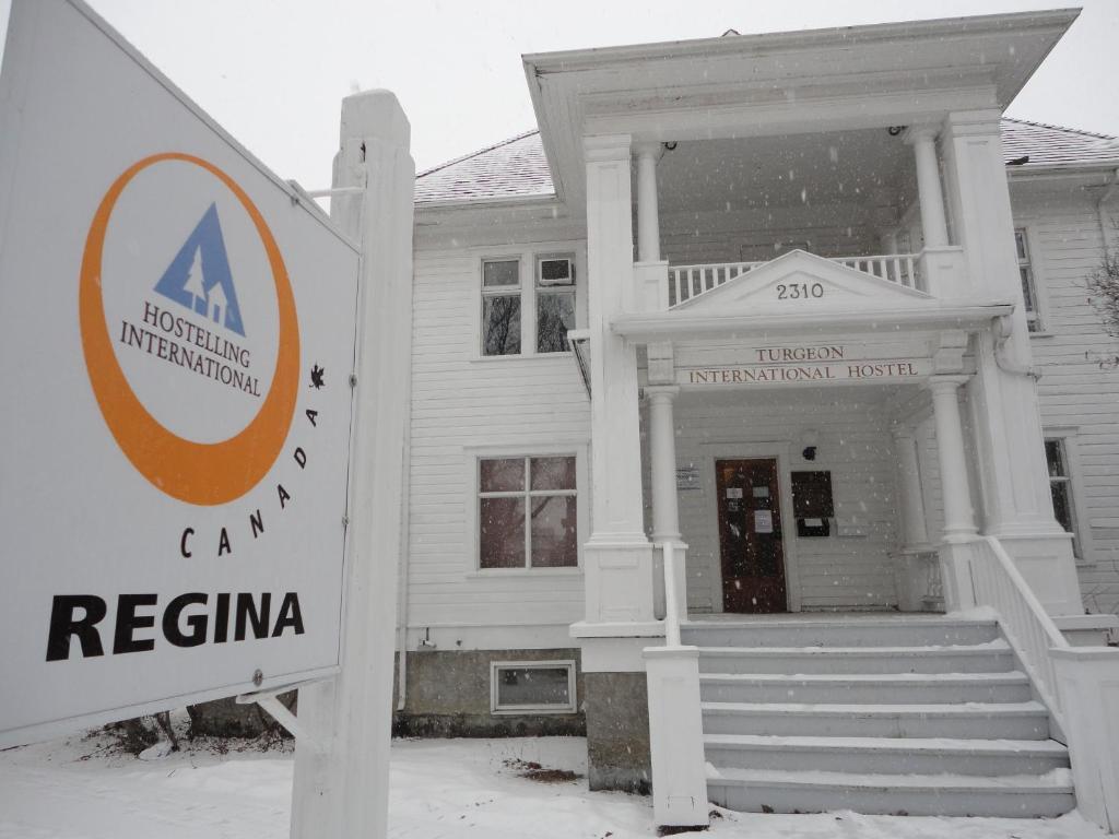Hostelling International Regina Exterior photo
