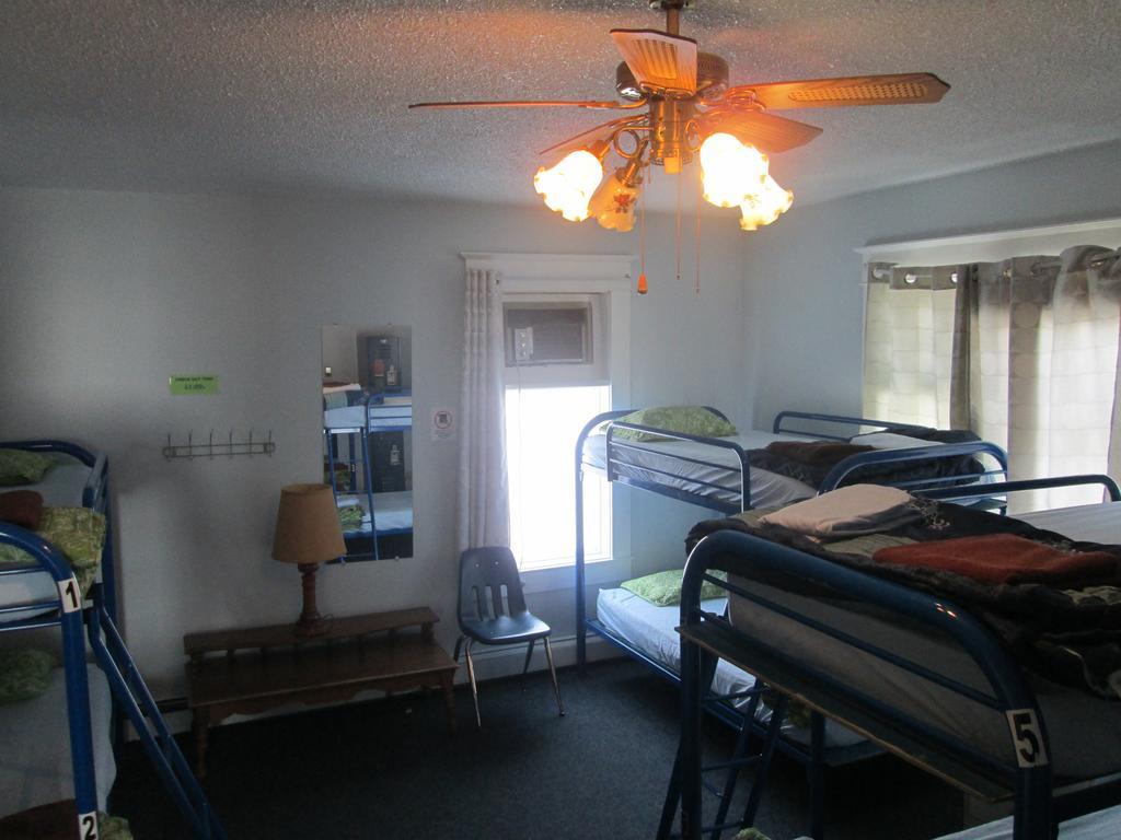Hostelling International Regina Exterior photo